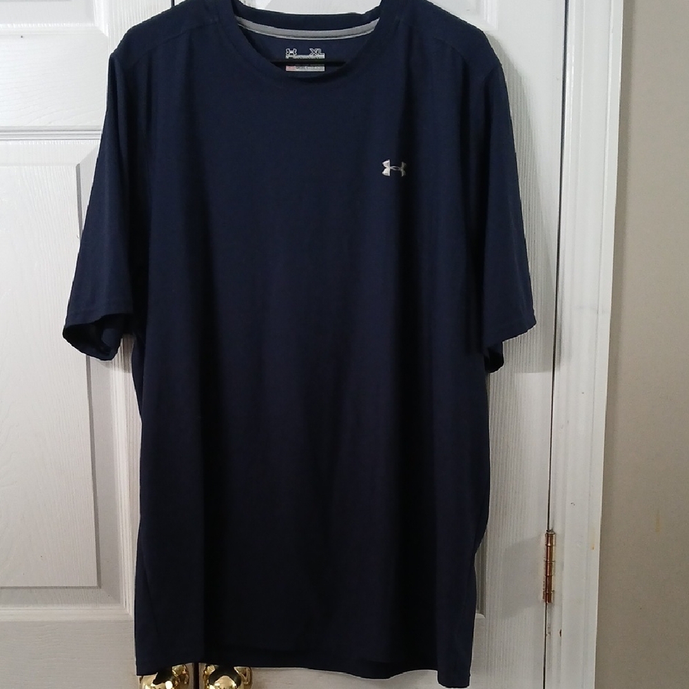 Under Armour Loose Heatgear Navy Blue short sleeve shirt Sz XL NWOT
